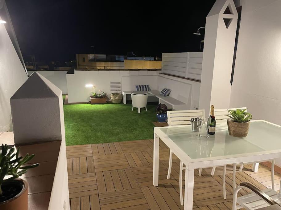 콘일데라프론테라 Casa Lola Conil, Azotea Al Mar Y Parking Solo Familias O Parejas 빌라 외부 사진